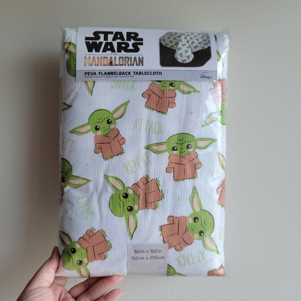 Mandalorian table cover